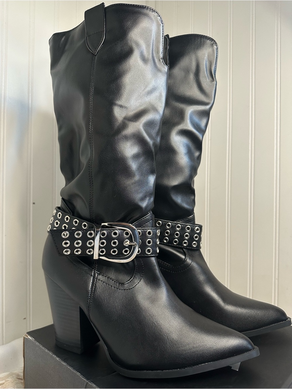 Fashion Nova Women's Black Under-the-Knee Heeled Boots Size 10